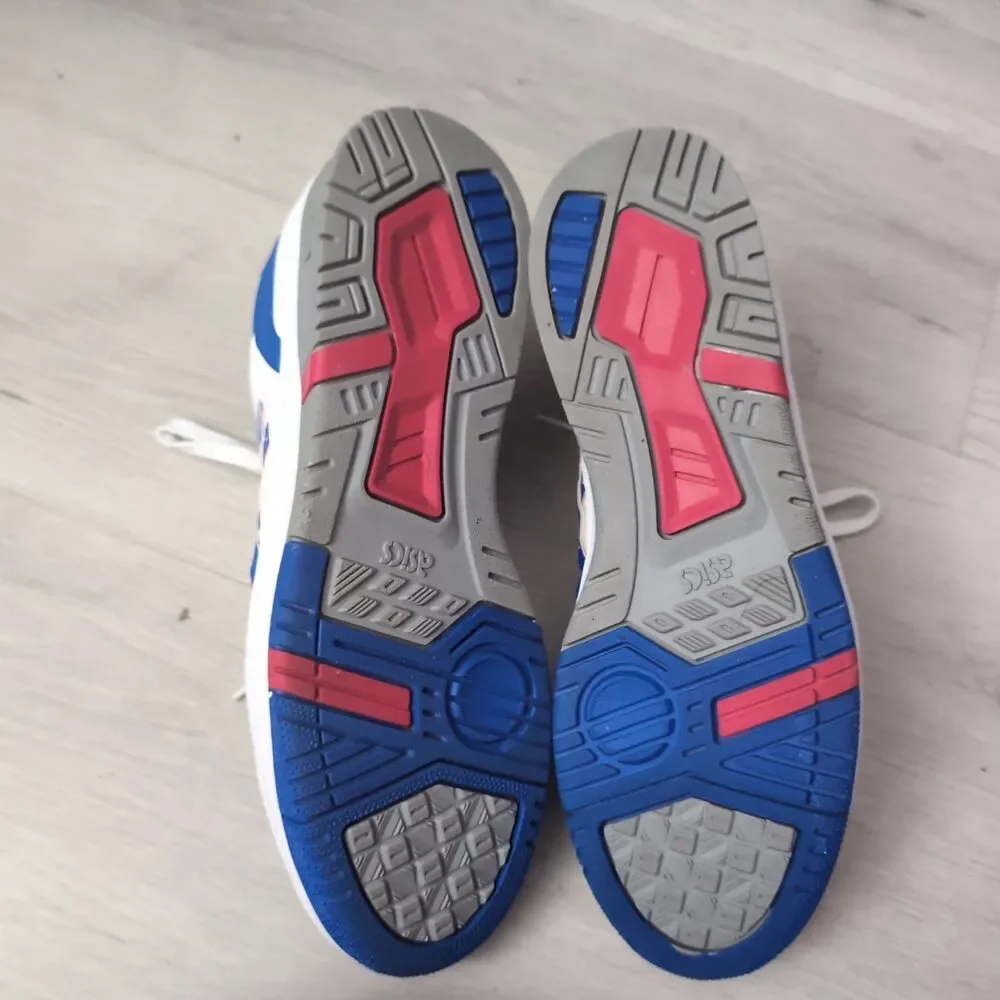 ASICS Shoes Newyork Knicks Mens Size 10 white and blue Asics Shoes